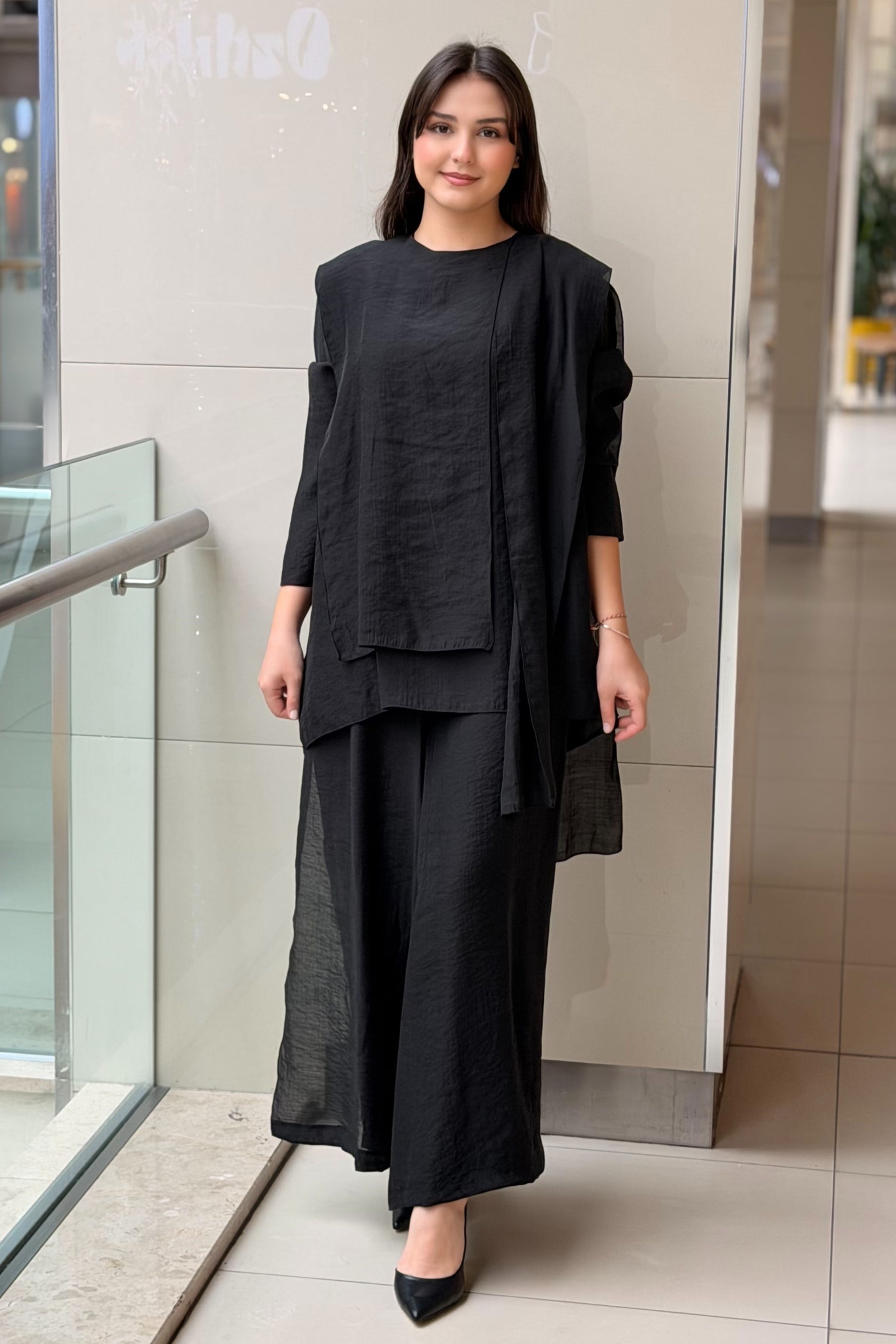 Ensemble avec blouse à découpe devant